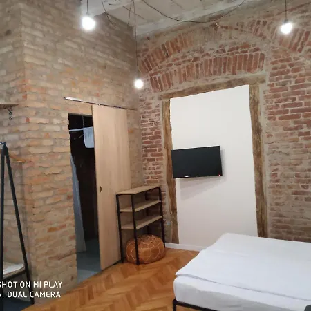 Gogol 14 в історичному центрі міста Ujgorod