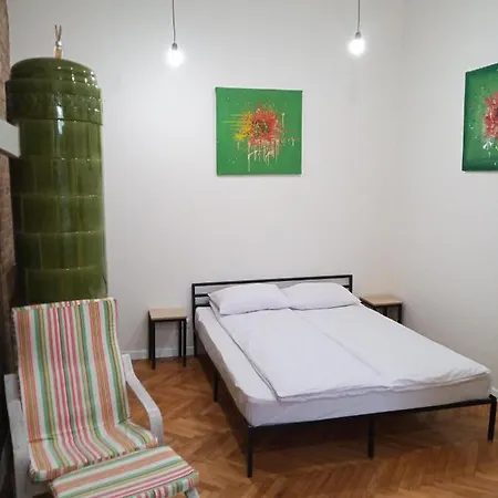 Gogol 14 Apartments: Historic Center Retreat